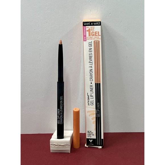 Wet n Wild - Perfect Pout - Gel Lip Liner - 658D Sand Nudes - Picture 1 of 10